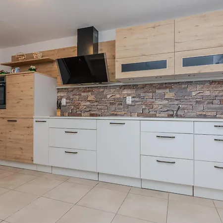 House With A Parking Space - 22396 Ferienhaus