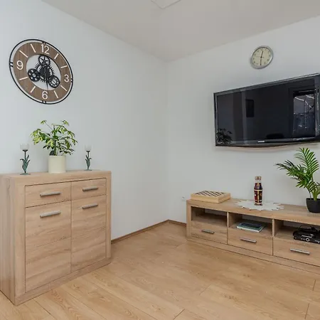 Ferienhaus House With A Parking Space - 22396
